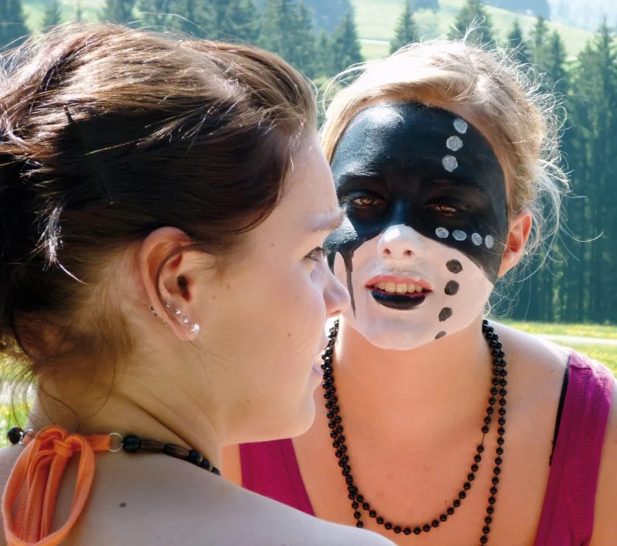 Leitbild - Wie wir miteinander umgehen Leitbild - Wie wir miteinander umgehen